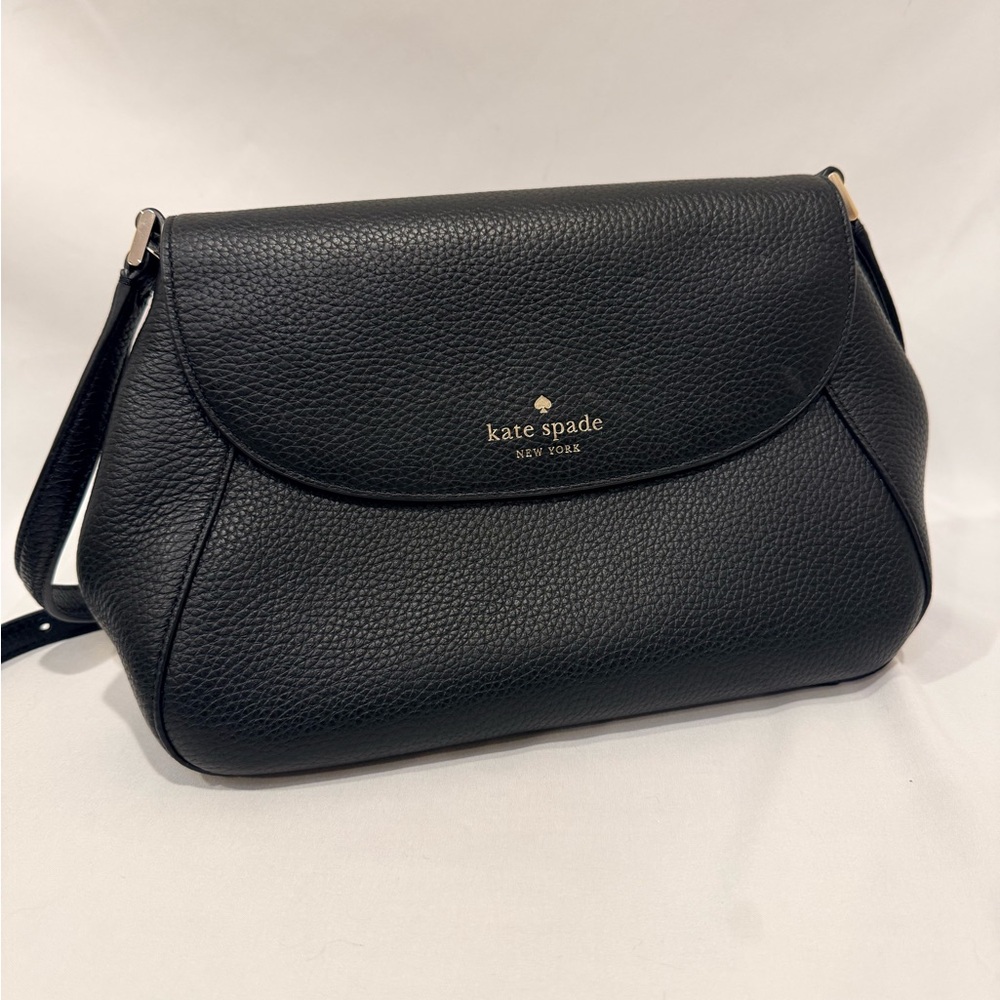 👜 New Kate Spade New York Black Pebbled Leather Crossbody
